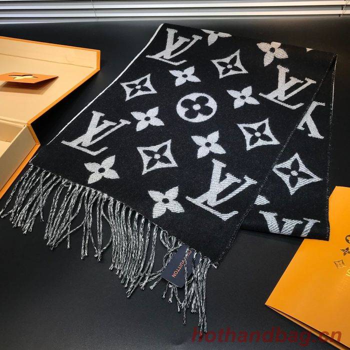 Louis Vuitton Scarf LV00027